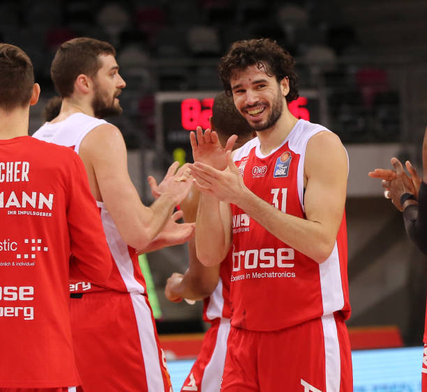 更宽松的比 更宽松的比