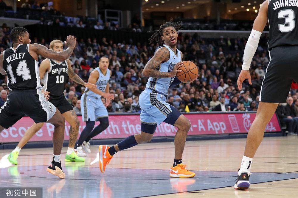 失去两名潜 失去两名潜